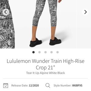 Lululemon Athletica Black and White Capris High-Rise Crop